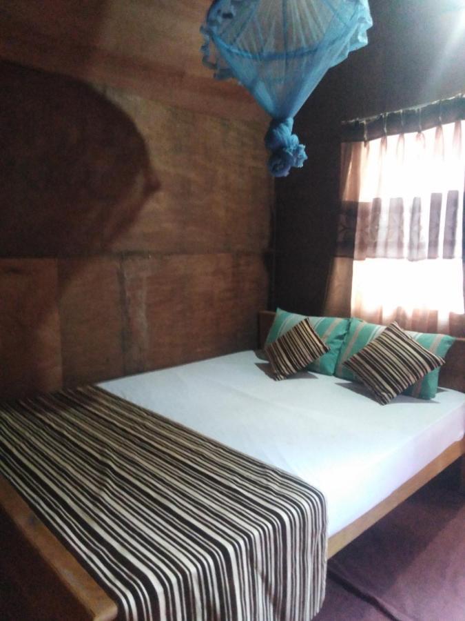 Blue Ocean Cabana Hotel Trincomalee Buitenkant foto