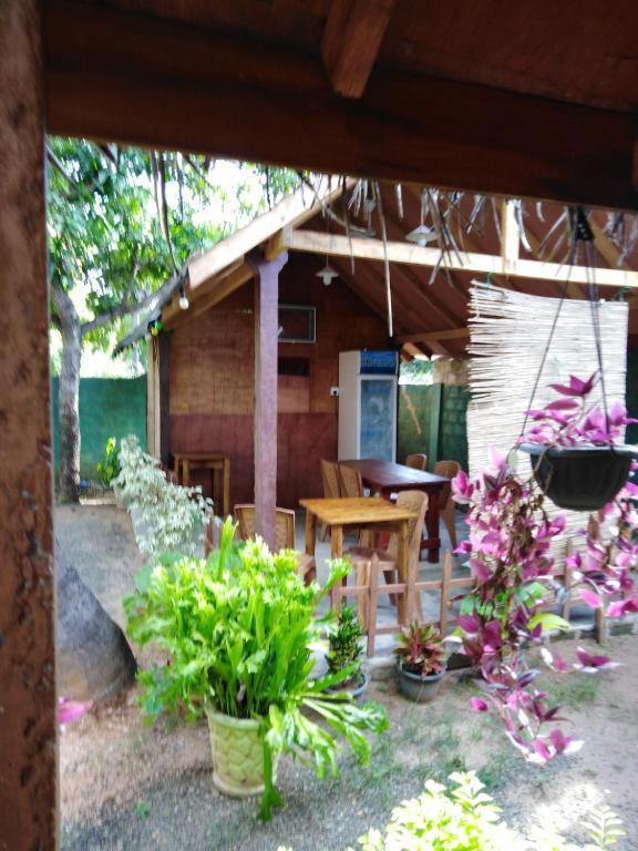 Blue Ocean Cabana Hotel Trincomalee Buitenkant foto