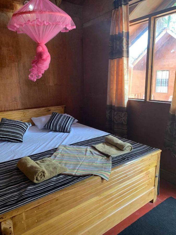 Blue Ocean Cabana Hotel Trincomalee Buitenkant foto