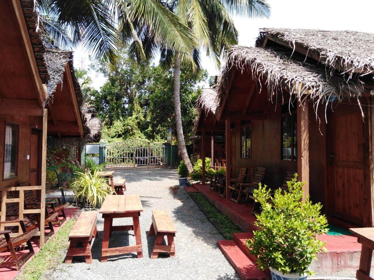 Blue Ocean Cabana Hotel Trincomalee Buitenkant foto
